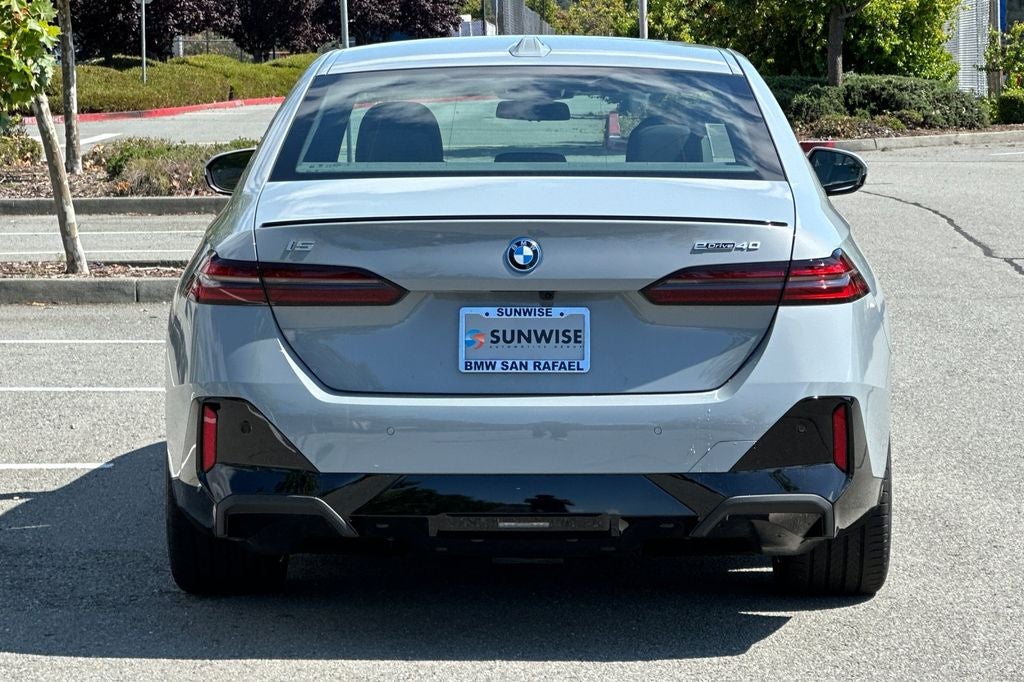 2027 BMW i5 eDrive40