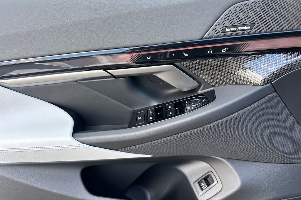 2027 BMW i5 eDrive40