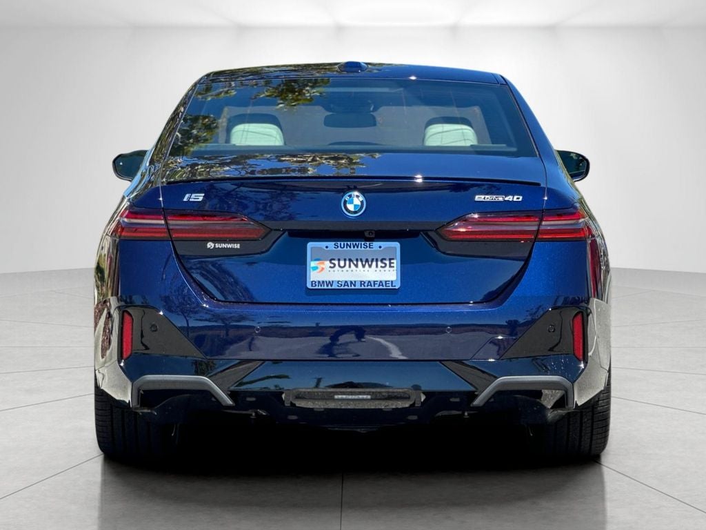 2027 BMW i5 eDrive40