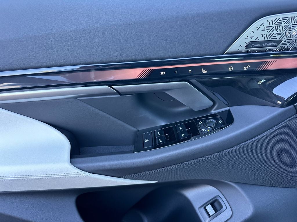 2027 BMW i5 eDrive40