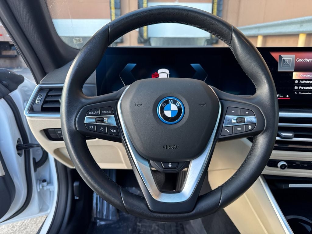 2023 BMW i4 eDrive40