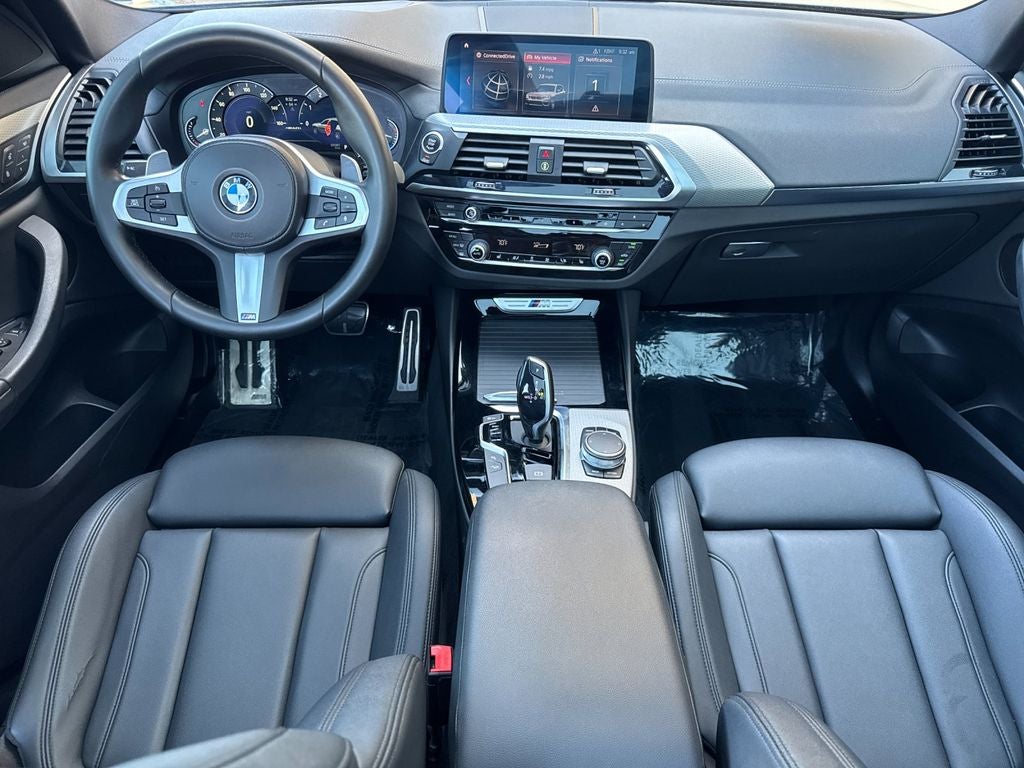 2024 Volvo XC40 Ultimate