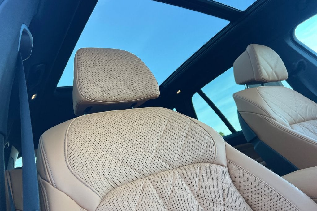 2024 BMW X5 M60i