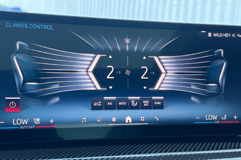 2024 BMW X5 M60i