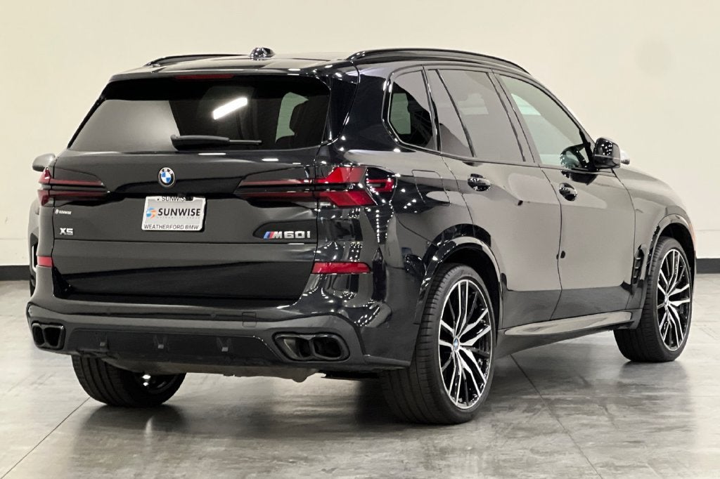 2024 BMW X5 M60i