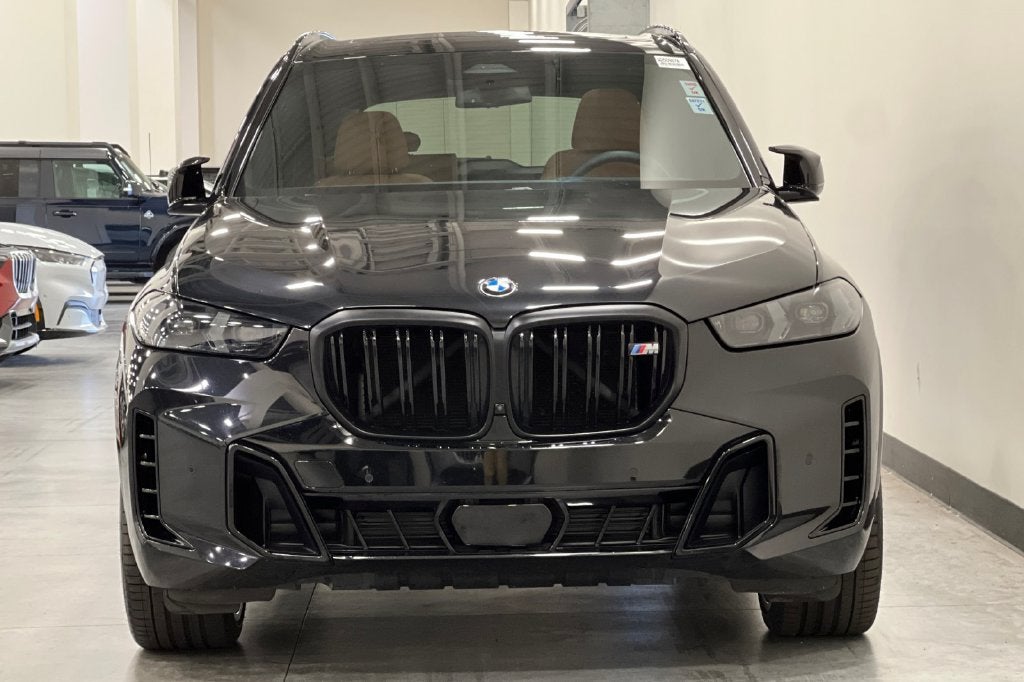 2024 BMW X5 M60i