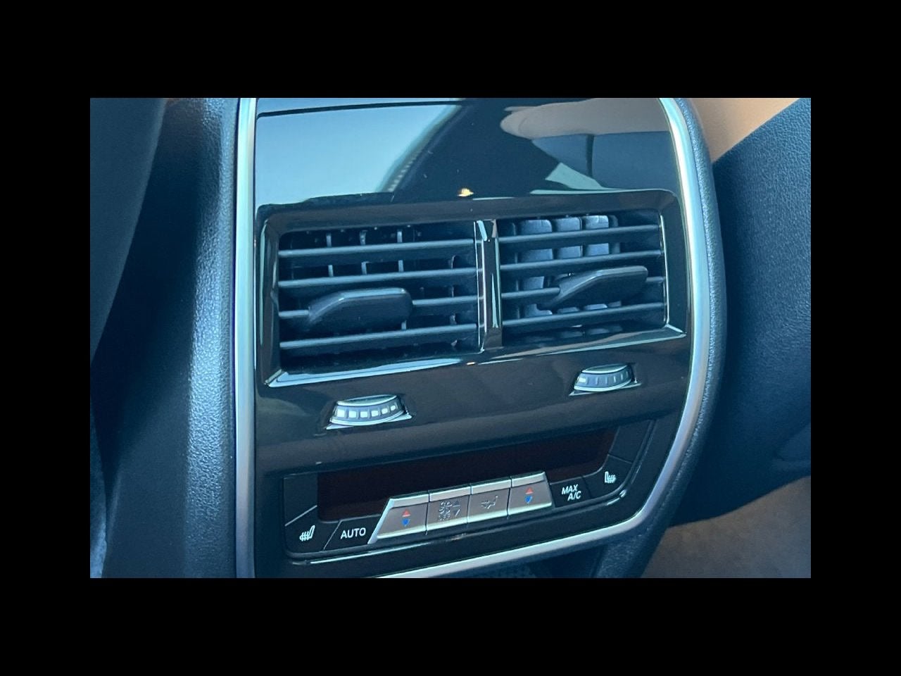 2024 BMW X5 M60i