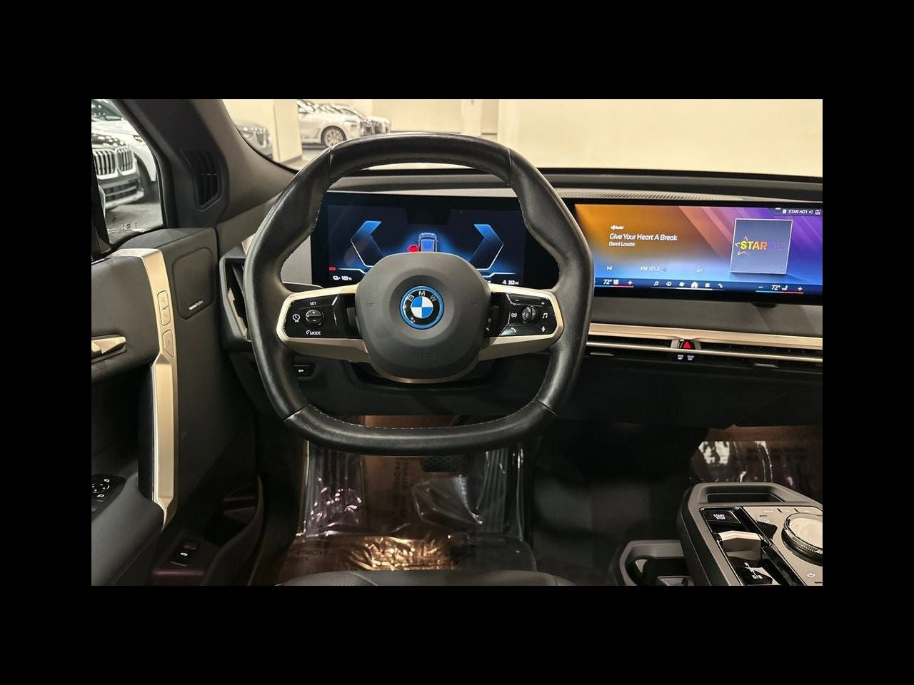 2024 BMW iX xDrive50