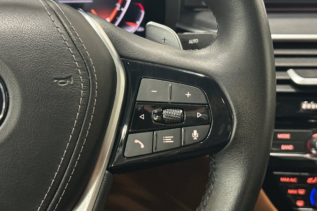 2023 BMW 5 Series 530i