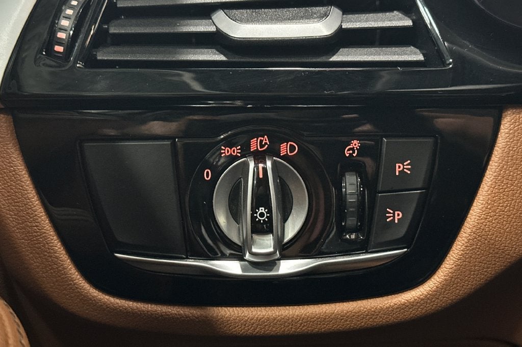 2023 BMW 5 Series 530i