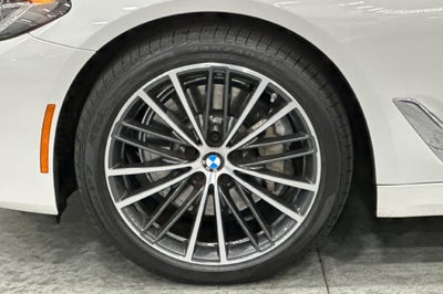 2023 BMW 5 Series 530i