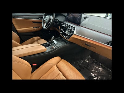 2023 BMW 5 Series 530i