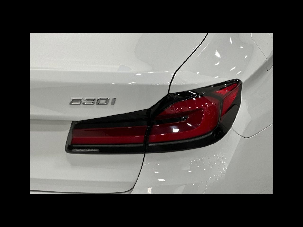 2023 BMW 5 Series 530i