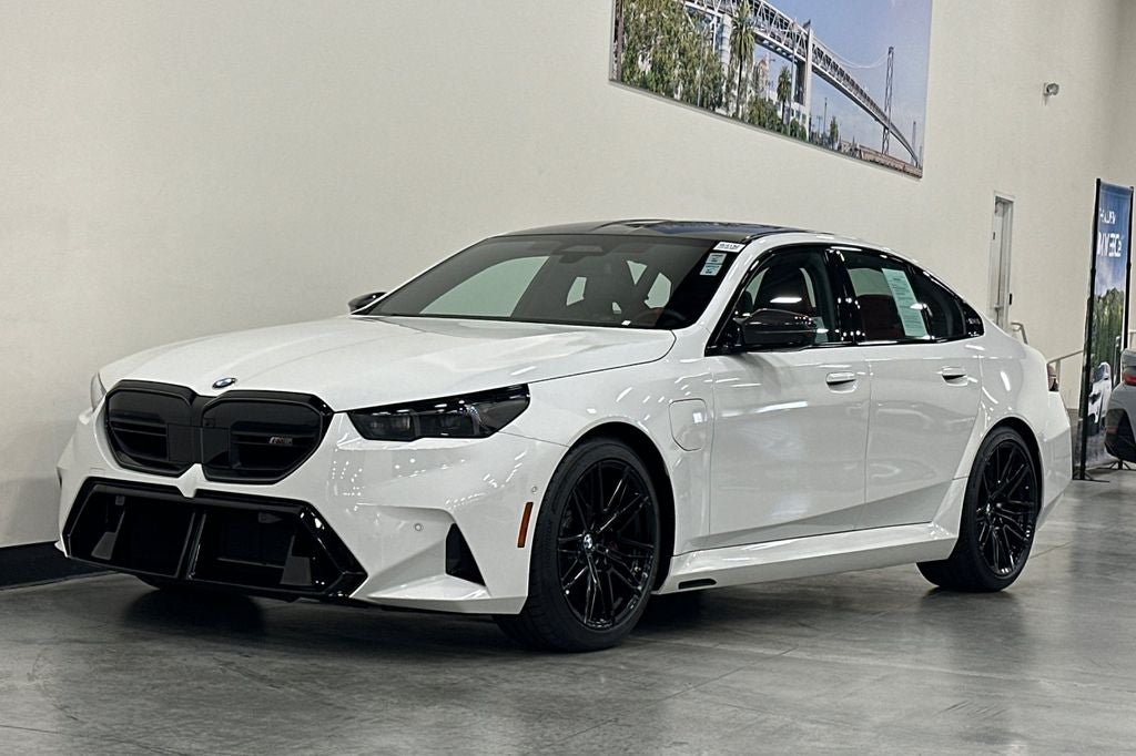 2025 BMW M5 Base
