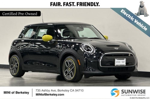 2024 MINI Cooper SE Electric Iconic