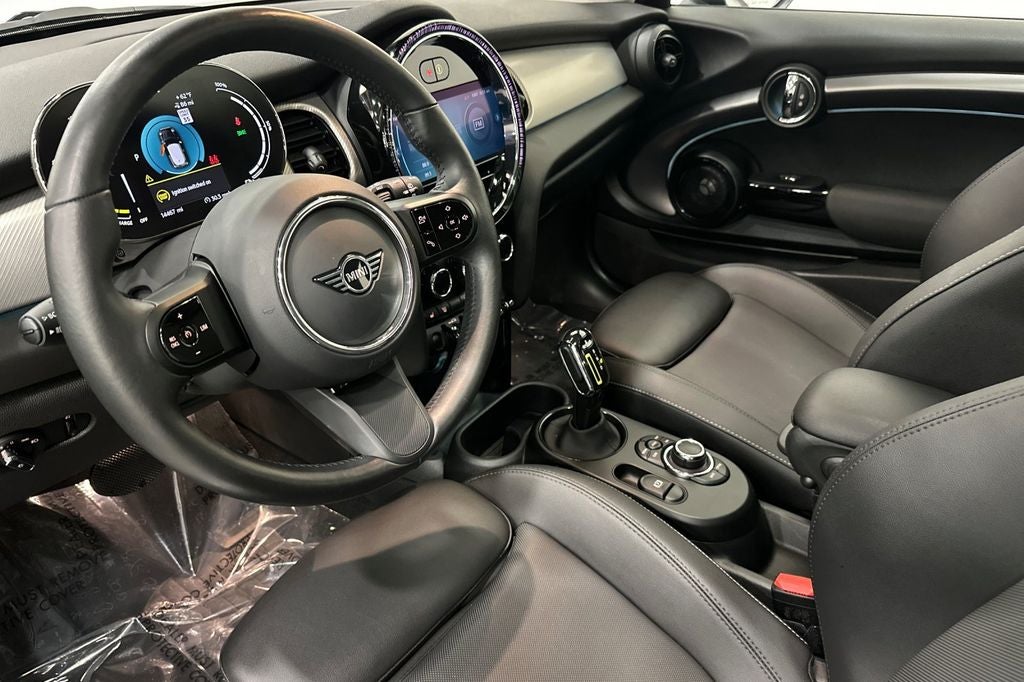 2024 MINI Cooper SE Electric Signature