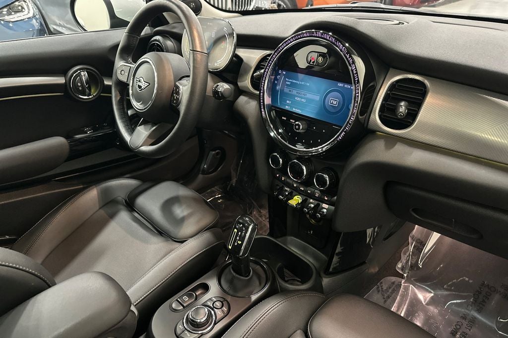 2024 MINI Cooper SE Electric Signature