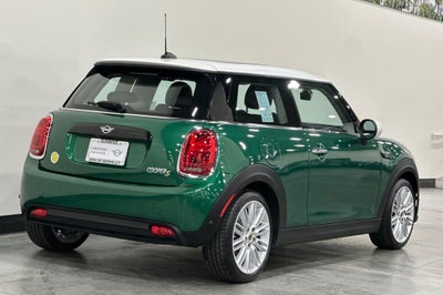 2024 MINI Cooper SE Electric Signature