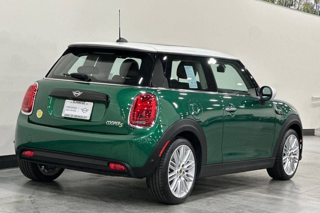 2024 MINI Cooper SE Electric Signature