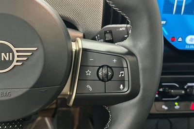 2025 MINI Cooper Signature Plus