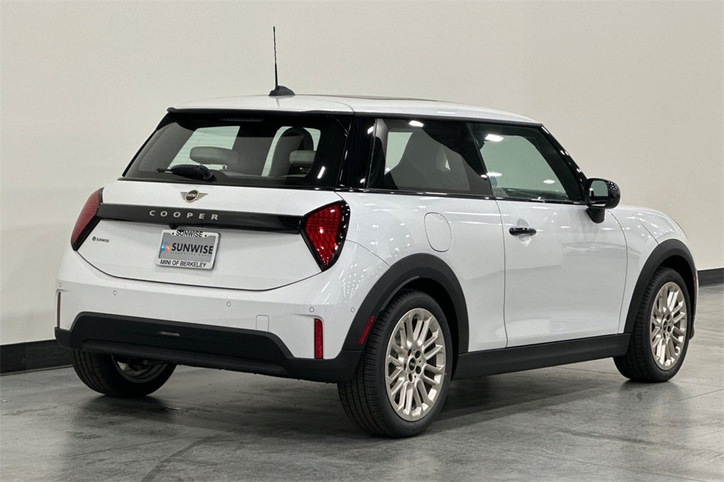2026 MINI Hardtop 2 Door Cooper