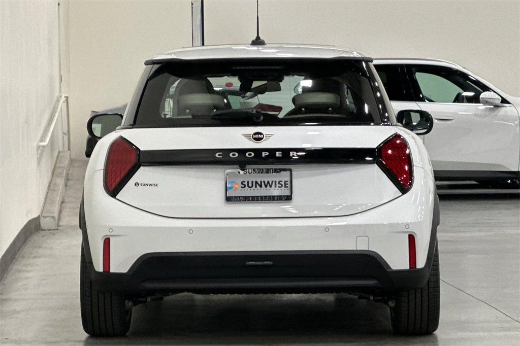 2026 MINI Hardtop 2 Door Cooper