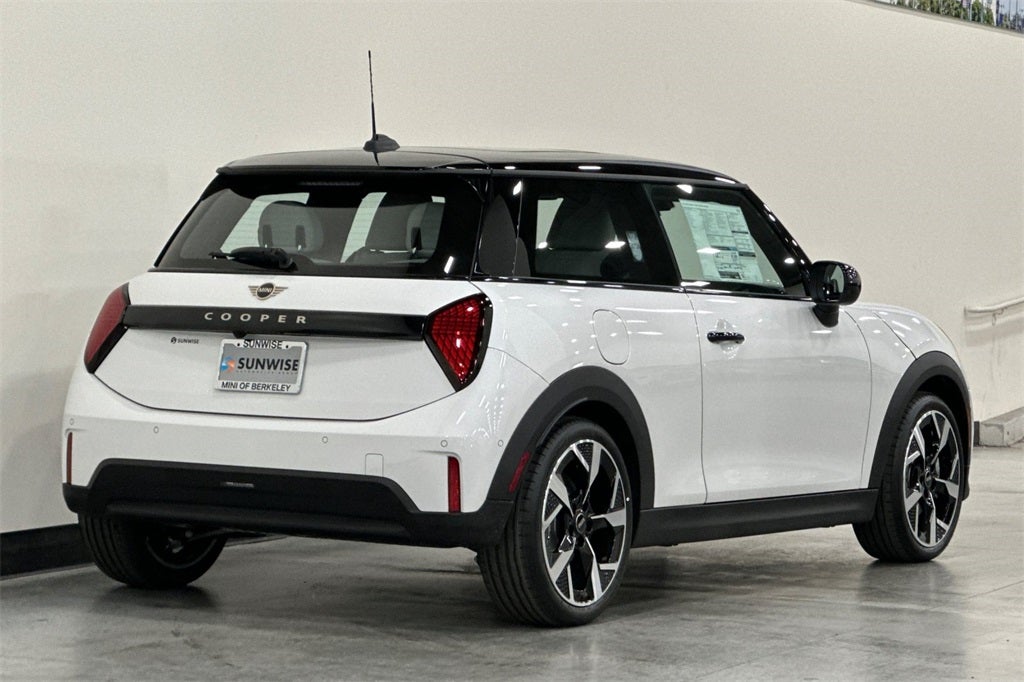 2026 MINI Hardtop 2 Door Cooper