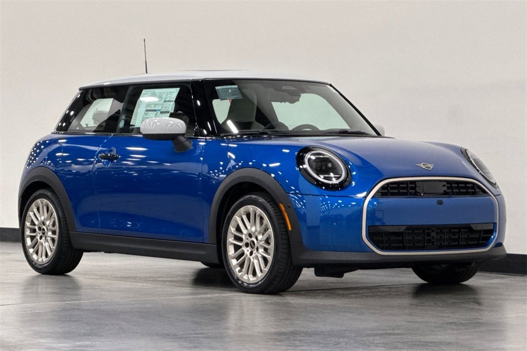 2025 MINI Hardtop 2 Door Cooper