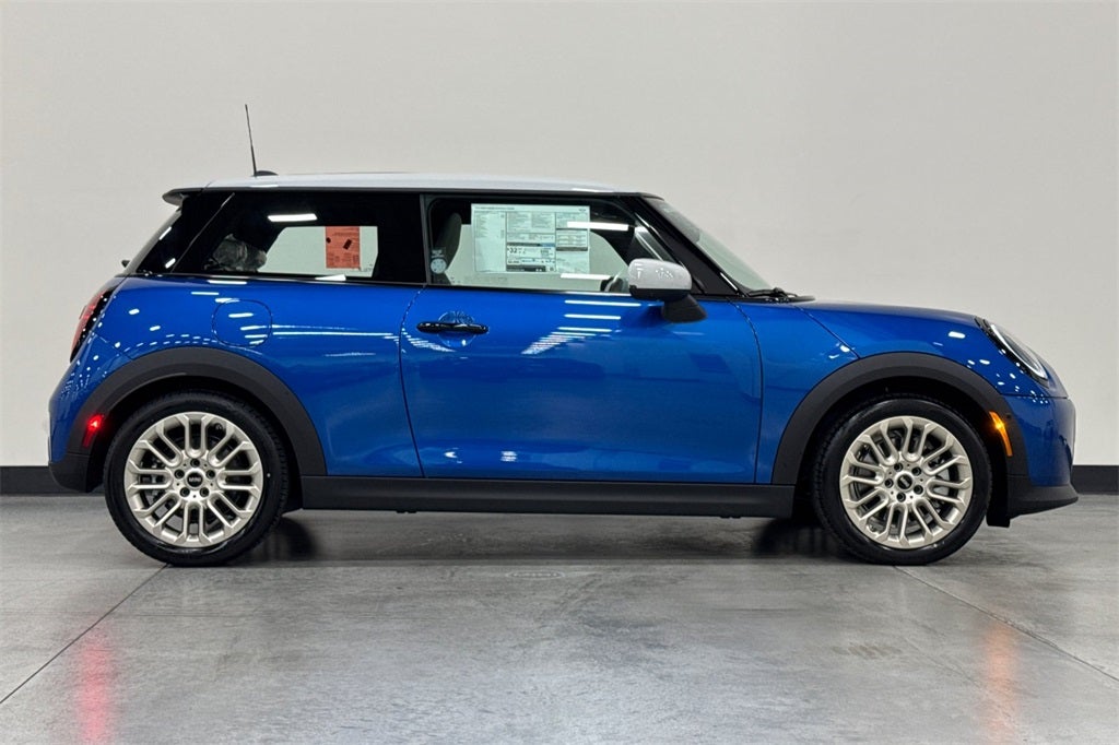 2025 MINI Hardtop 2 Door Cooper