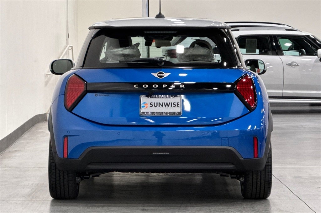 2025 MINI Hardtop 2 Door Cooper