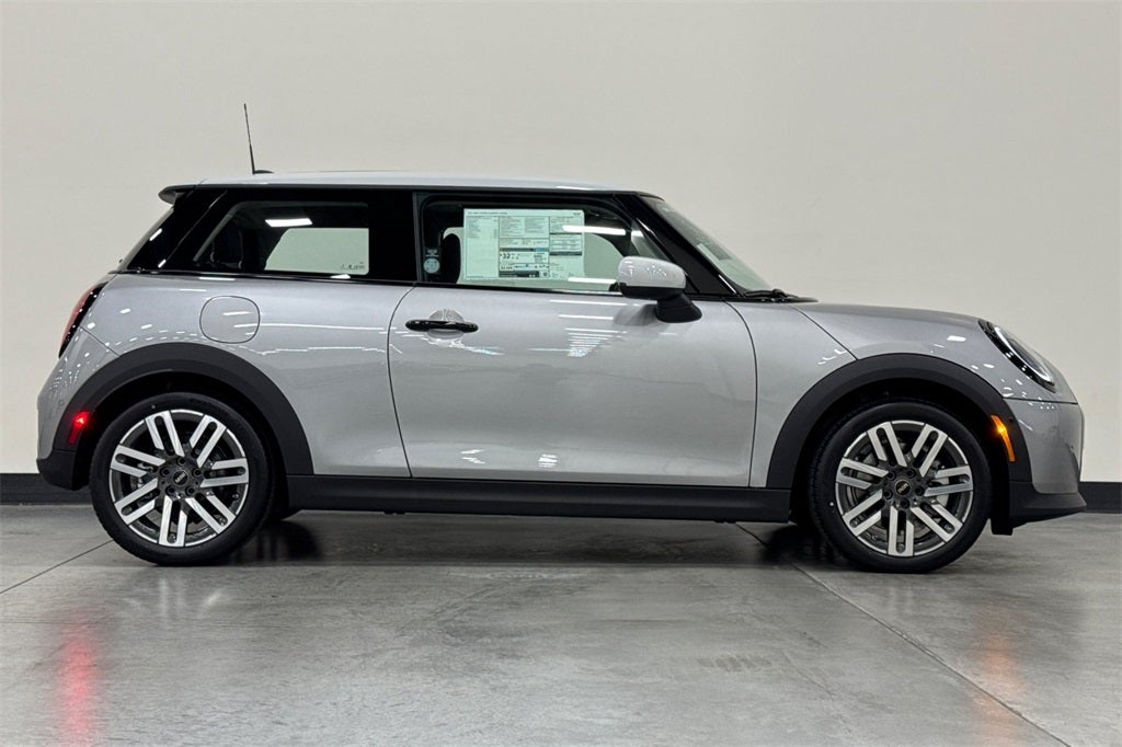 2025 MINI Hardtop 2 Door Cooper