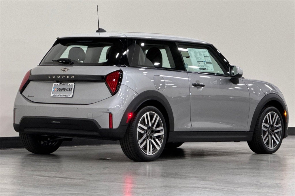 2025 MINI Hardtop 2 Door Cooper