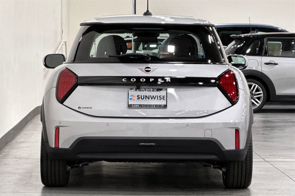2025 MINI Hardtop 2 Door Cooper