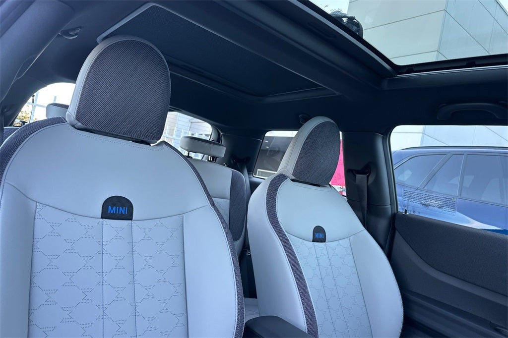 2026 MINI Hardtop 2 Door Cooper