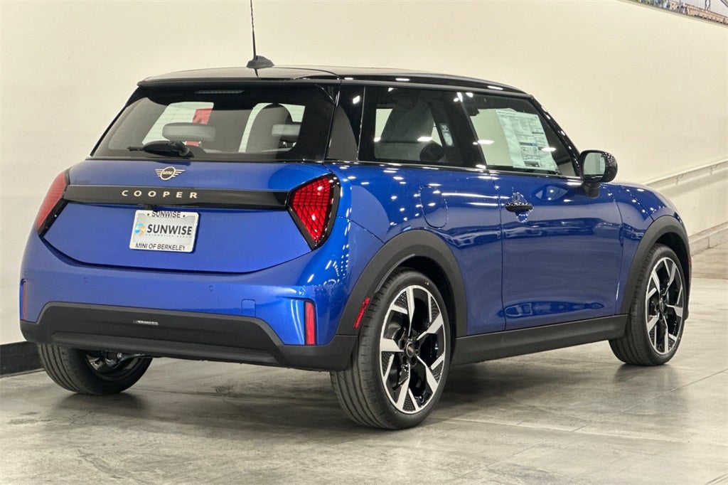 2026 MINI Hardtop 2 Door Cooper