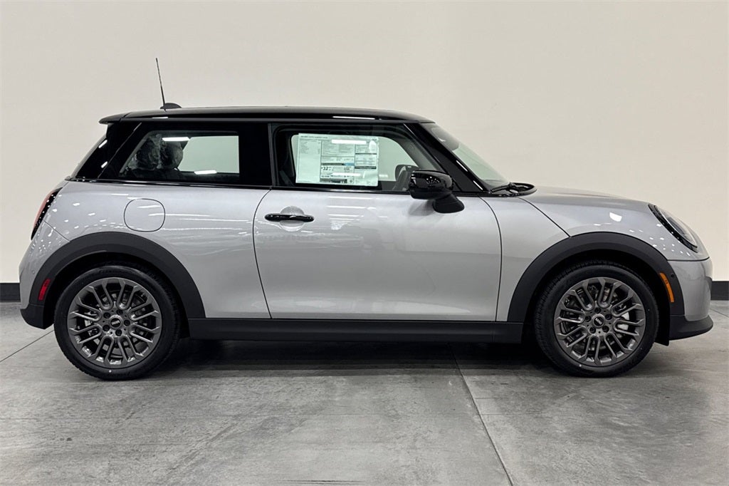 2025 MINI Hardtop 2 Door Cooper