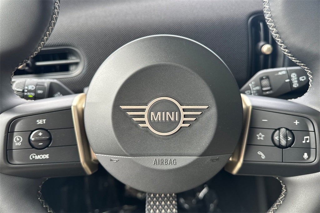 2025 MINI Hardtop 2 Door Cooper