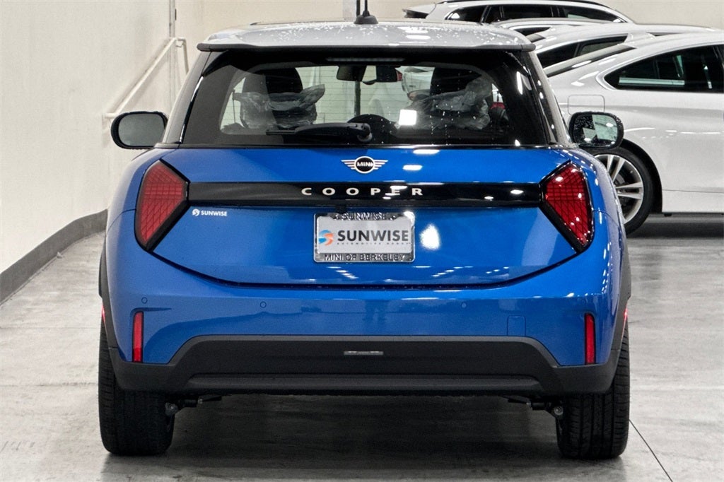 2025 MINI Hardtop 2 Door Cooper