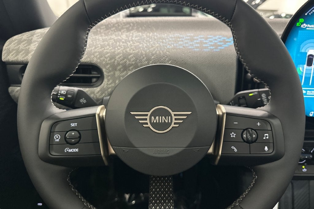 2027 MINI 2 DOOR SIGNATURE PLUS