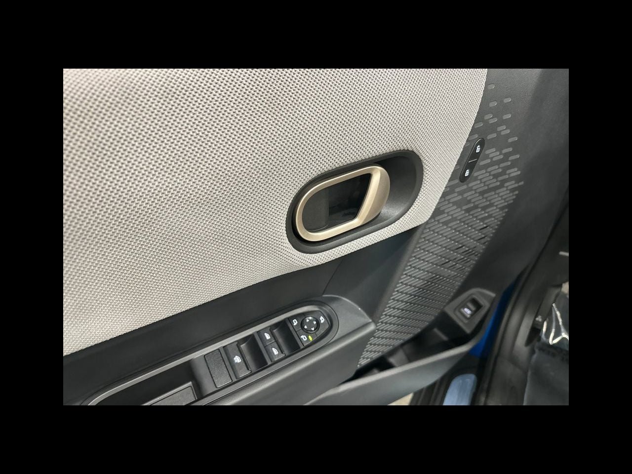 2026 MINI CONVERTIBLE ICONIC