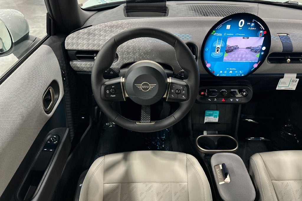 2027 MINI 2 DOOR SIGNATURE PLUS