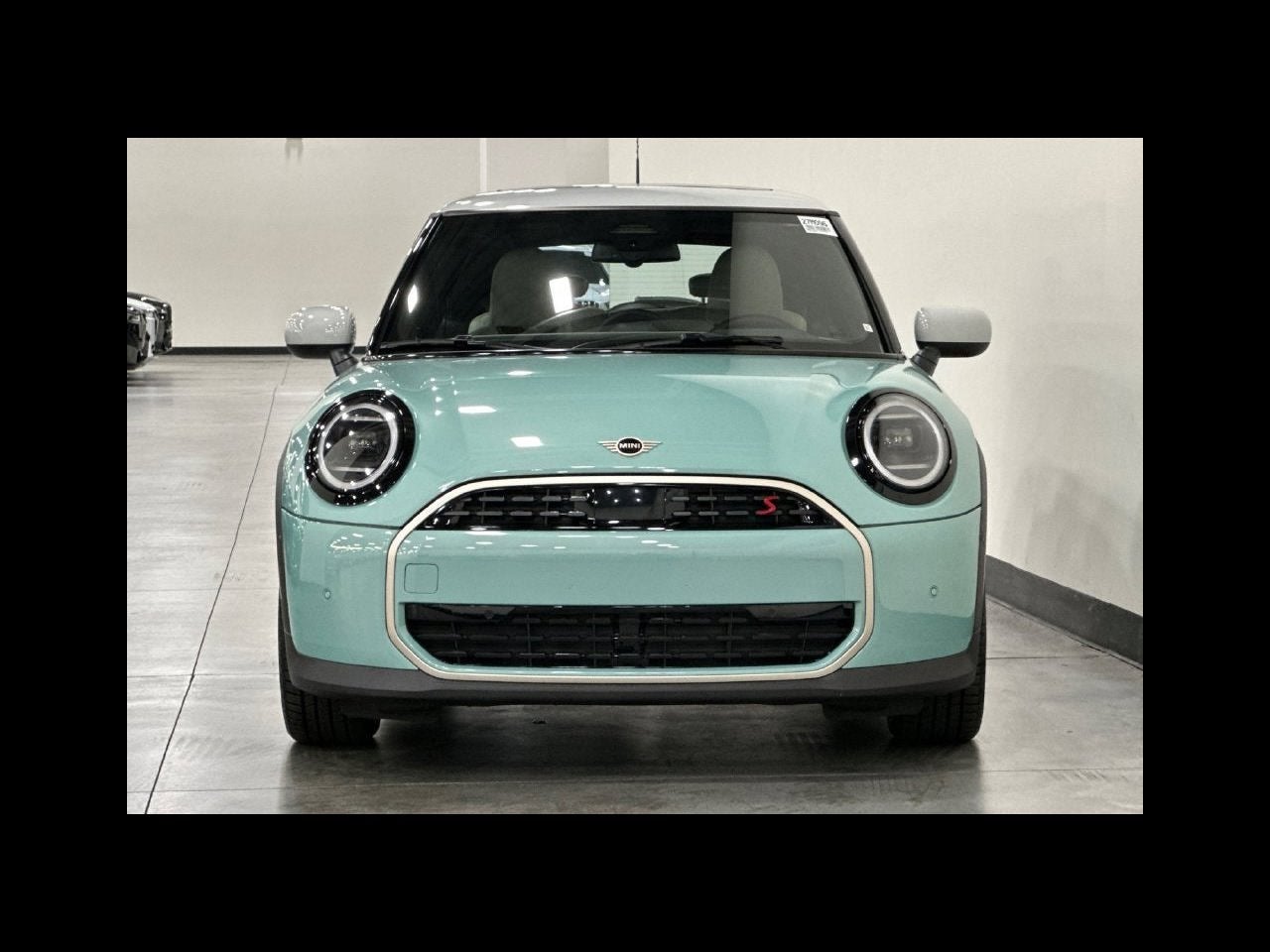 2027 MINI 2 DOOR SIGNATURE PLUS