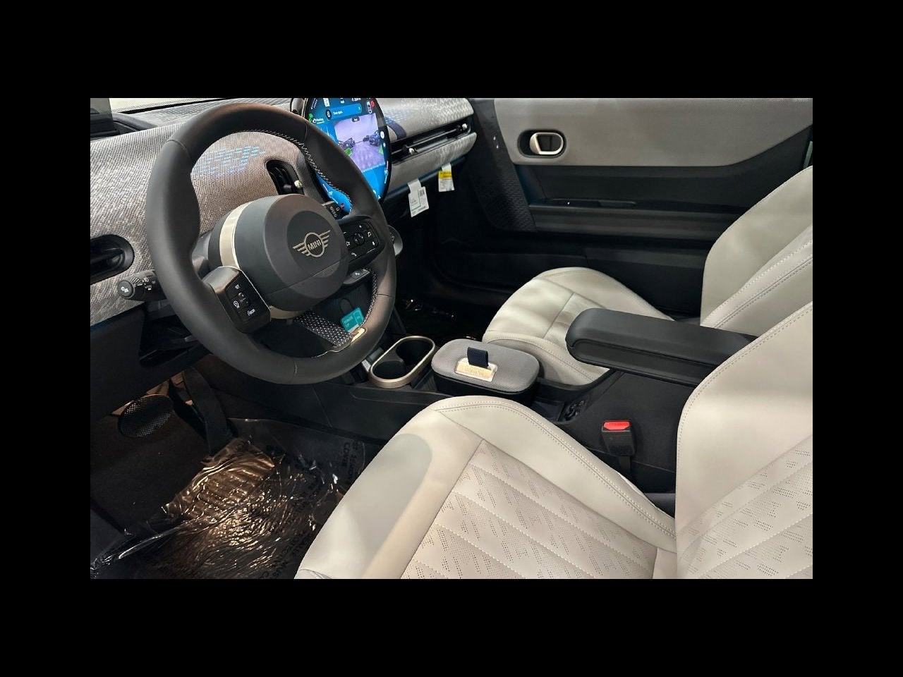 2027 MINI 2 DOOR SIGNATURE PLUS
