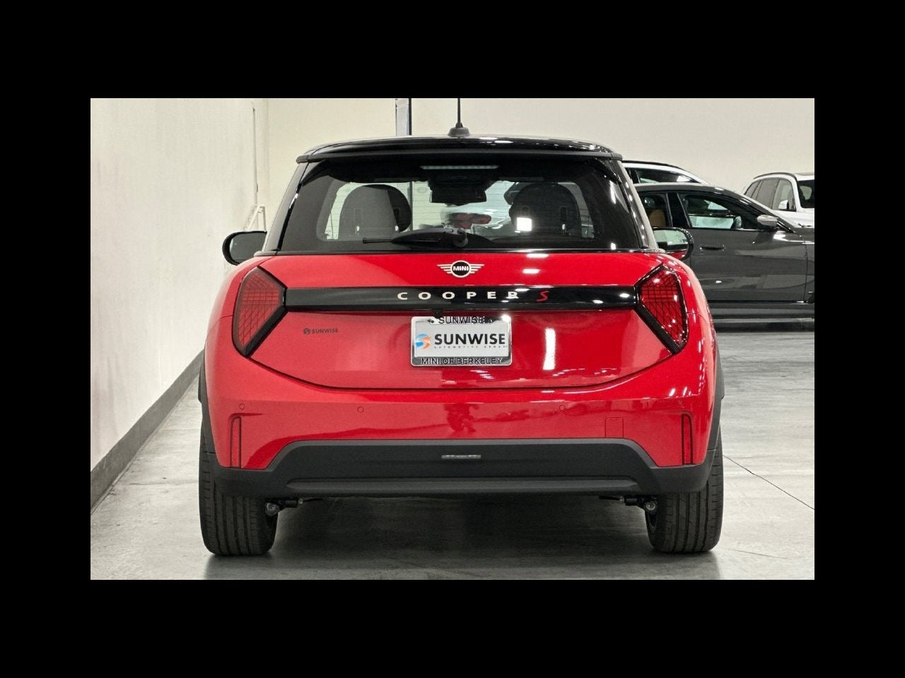2026 MINI 2 DOOR ICONIC