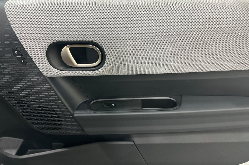 2025 MINI HARDTOP 2 DOOR Iconic