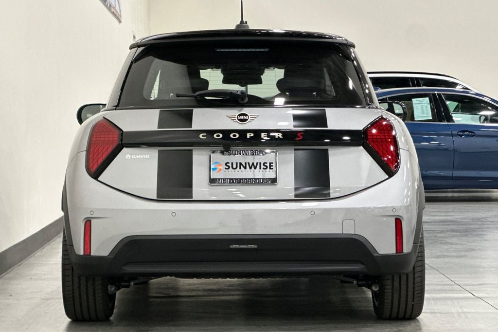 2026 MINI 2 DOOR SIGNATURE PLUS