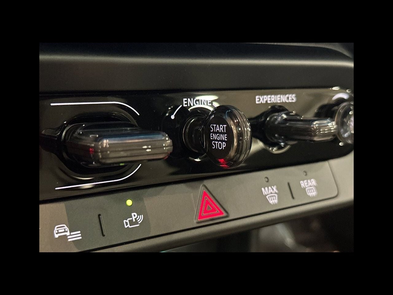 2026 MINI 2 DOOR SIGNATURE PLUS