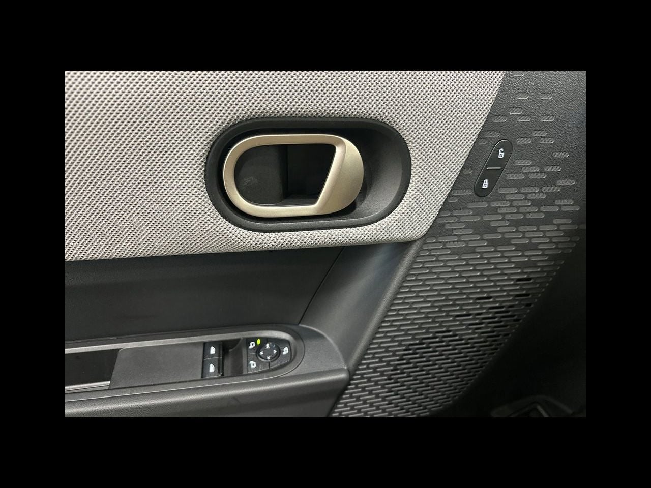 2026 MINI 2 DOOR SIGNATURE PLUS