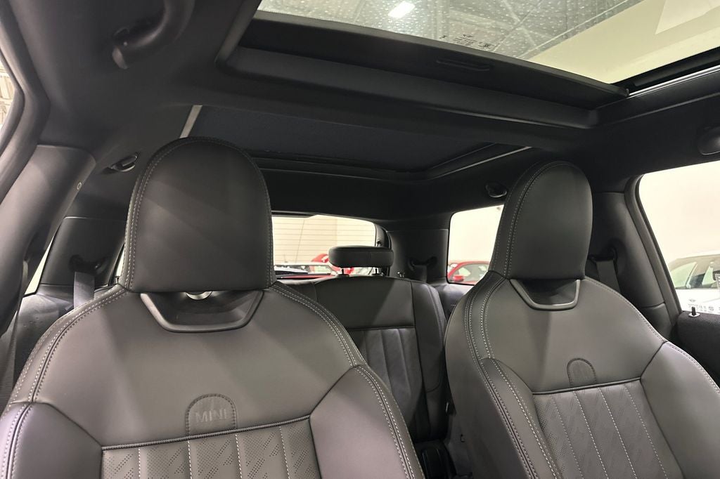 2026 MINI 2 DOOR ICONIC