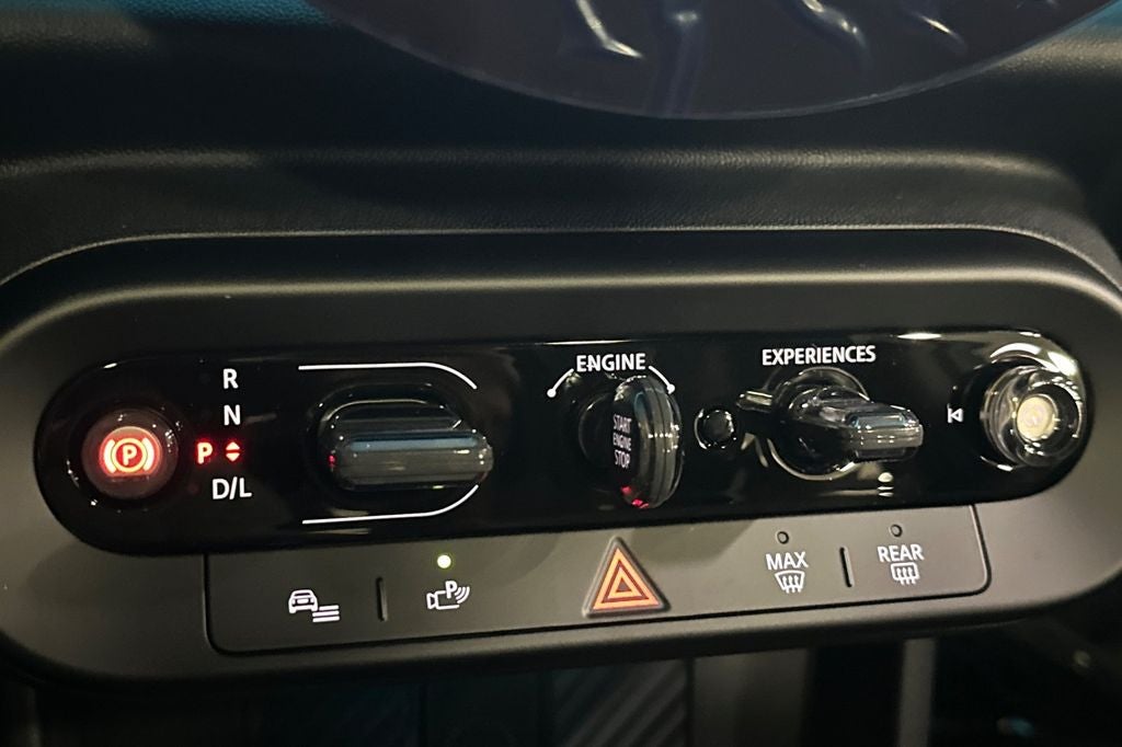 2026 MINI 2 DOOR ICONIC